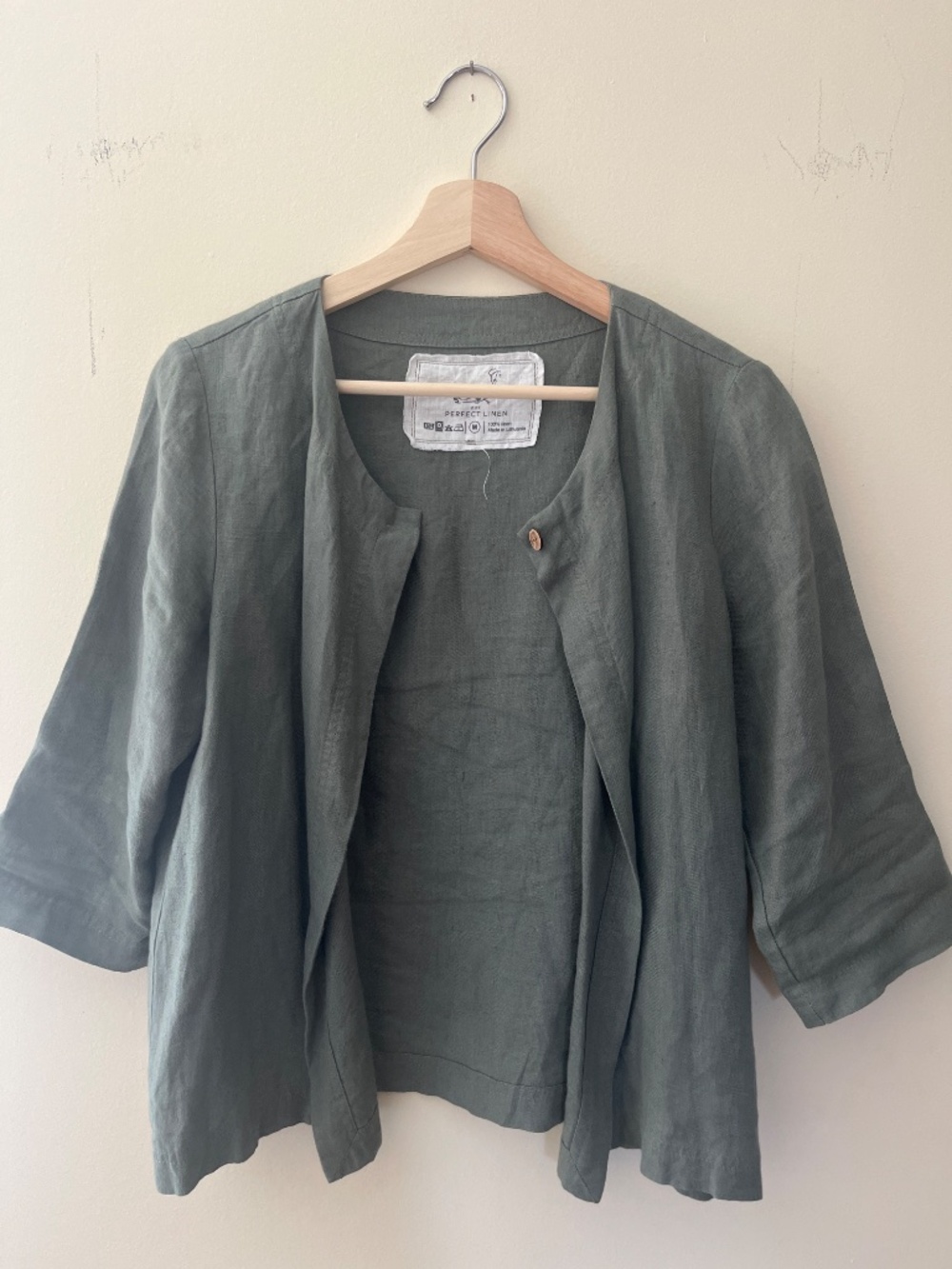 notPERFECT Linen Cropped Jacket - Picture 4 of 5